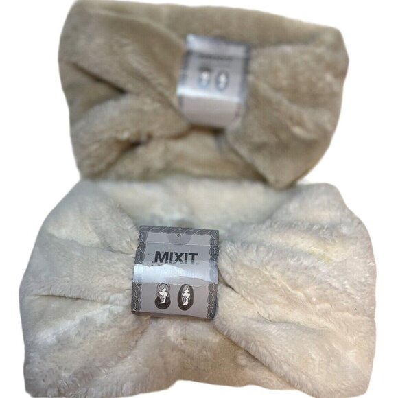 Women Cozy Scarf  / One Size / Snowdrift SET OF 2 ONE BROWN ONE BEIGE  New - Picture 14 of 16